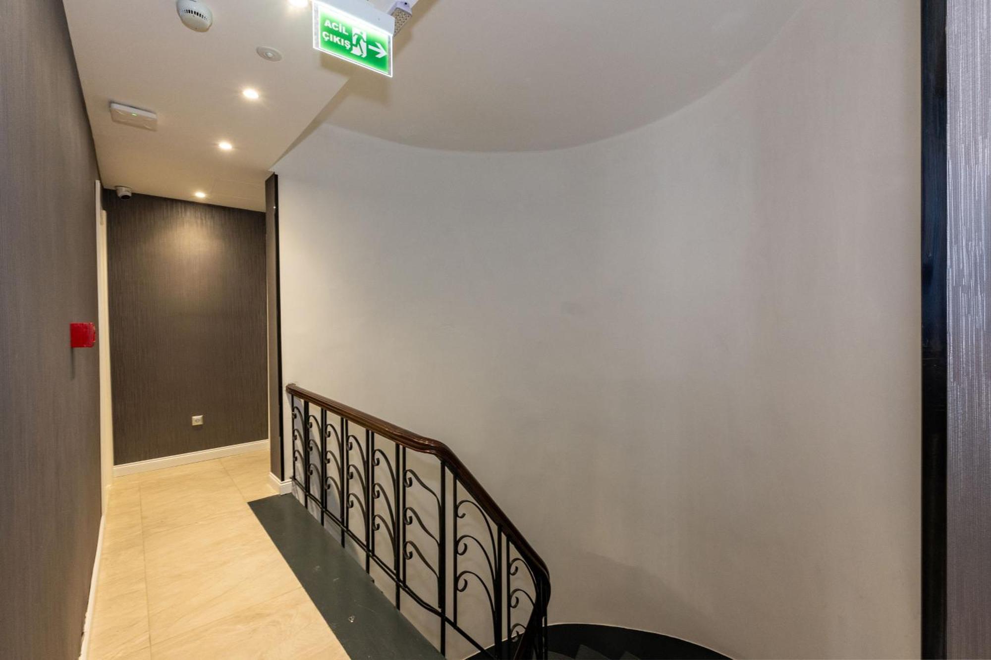 The Now Hotel Istanbul Exterior foto